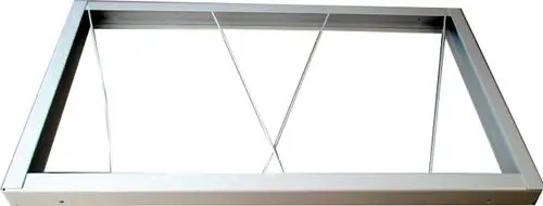 Filterrahmen in rechteckiger Form, geeignet für Luftfilter, mit silberner Metallrahmenstruktur und diagonal verlaufenden Streben, hergestellt von Wolf.